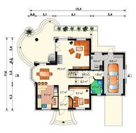 Большой загородный дом с красивой плавной террасой